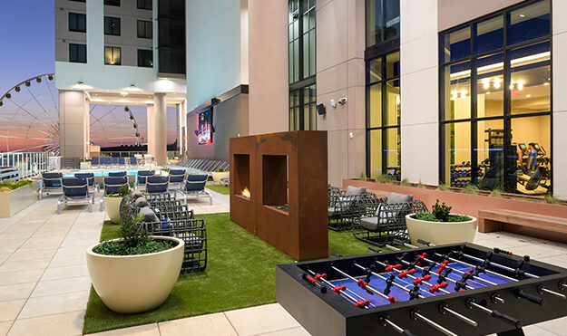Outdoor lounge